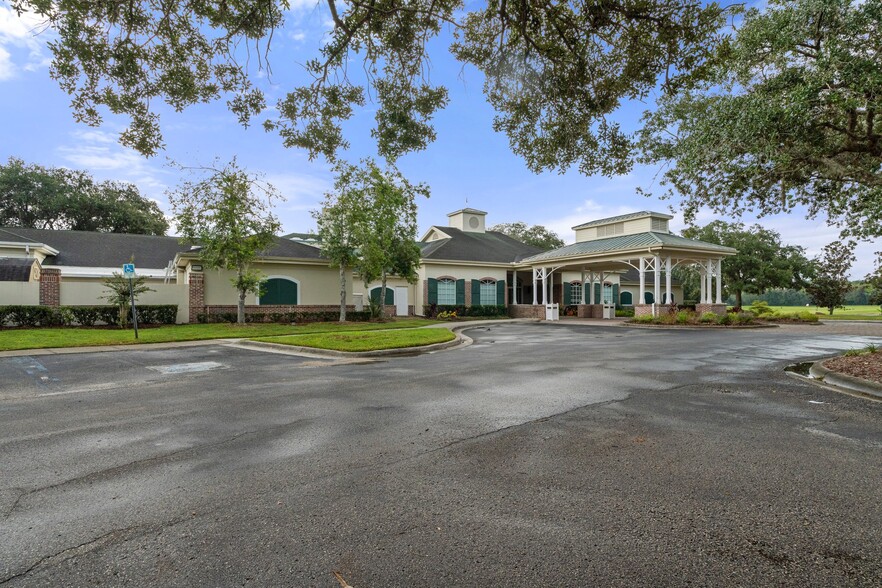 4550 Golf Club Ln, Spring Hill, FL en venta - Foto del edificio - Imagen 3 de 91