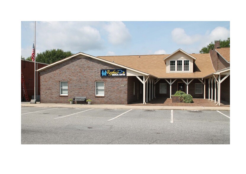 222 S Main St, Stanley, NC en venta - Foto principal - Imagen 1 de 11