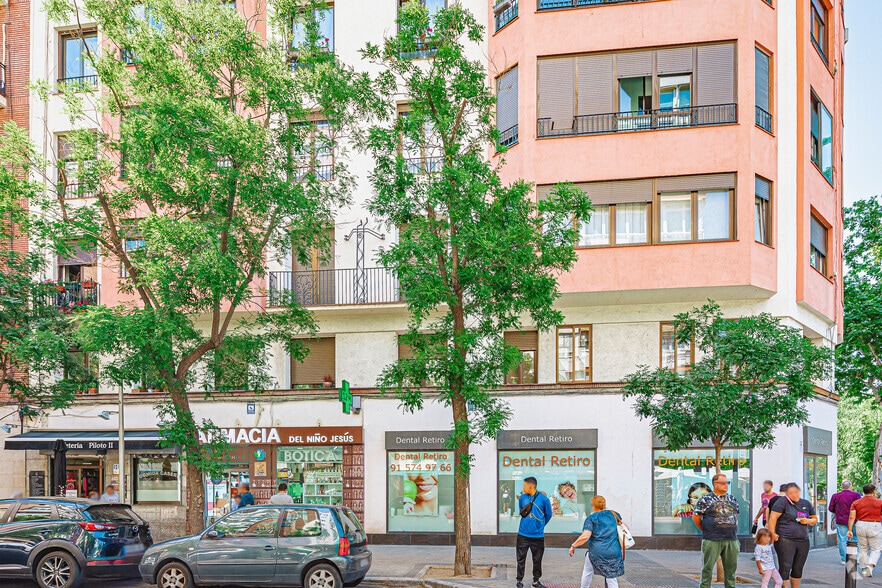 Avenida de Menéndez Pelayo, 63, Madrid, Madrid en venta - Foto del edificio - Imagen 2 de 2