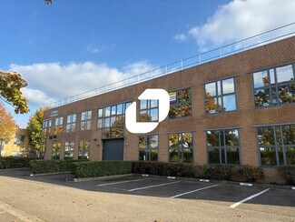 Más detalles de 39 Avenue Des 3 Peuples, Montigny-le-Bretonneux - Oficina, flex en alquiler