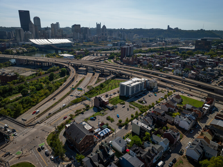 820 E Ohio St, Pittsburgh, PA en venta - Foto del edificio - Imagen 2 de 12