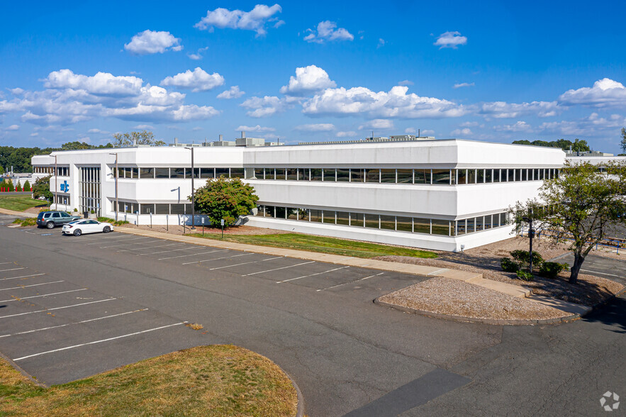 80 Lamberton Rd, Windsor, CT en alquiler - Foto del edificio - Imagen 1 de 10