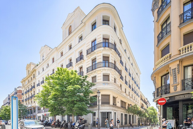 Más detalles de Calle Relatores, 1, Madrid - Oficina en alquiler