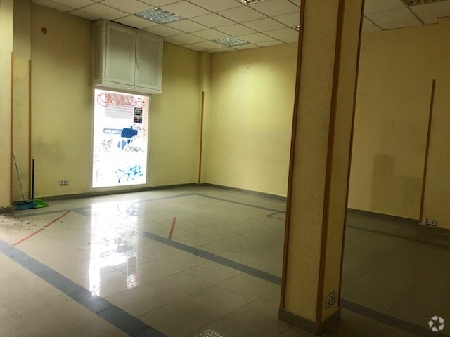 Villaviciosa de Odón, MAD 28670 - Unidad Puerta IZ, Esc. 1 -  - Foto del interior - Image 2 of 12