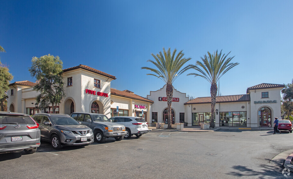 18605 Madrone Pl, Morgan Hill, CA en alquiler - Foto del edificio - Imagen 3 de 8