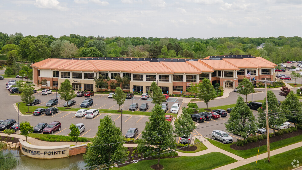 2060 E Paris Ave SE, Grand Rapids, MI en alquiler - Foto del edificio - Imagen 1 de 2