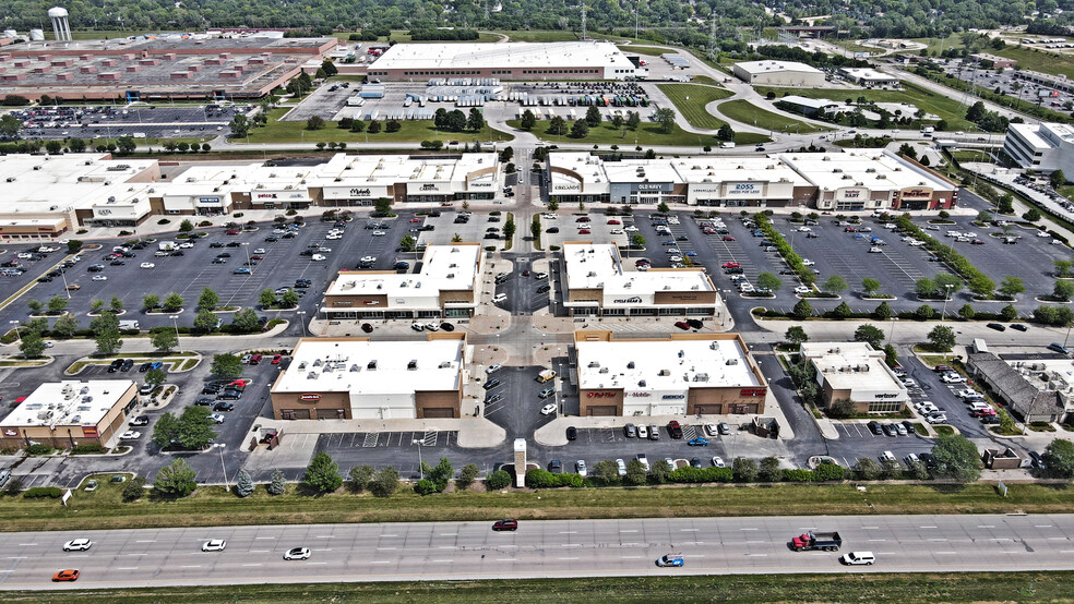 L St, Omaha, NE en alquiler - Foto del edificio - Imagen 3 de 25