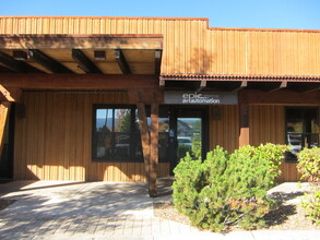 12177 Business Park Dr, Truckee, CA en alquiler Foto del edificio- Imagen 1 de 8