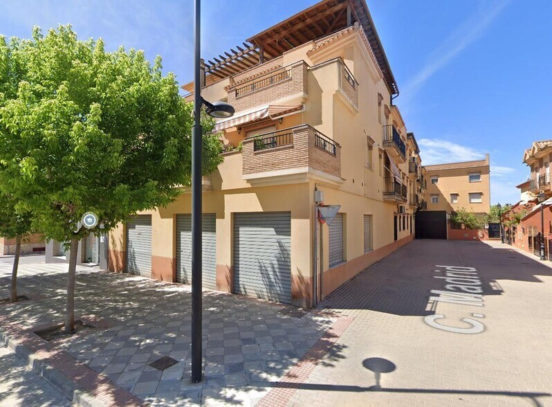 Paseo de la Redonda, 1, Atarfe, Granada en venta - Foto del edificio - Imagen 2 de 12