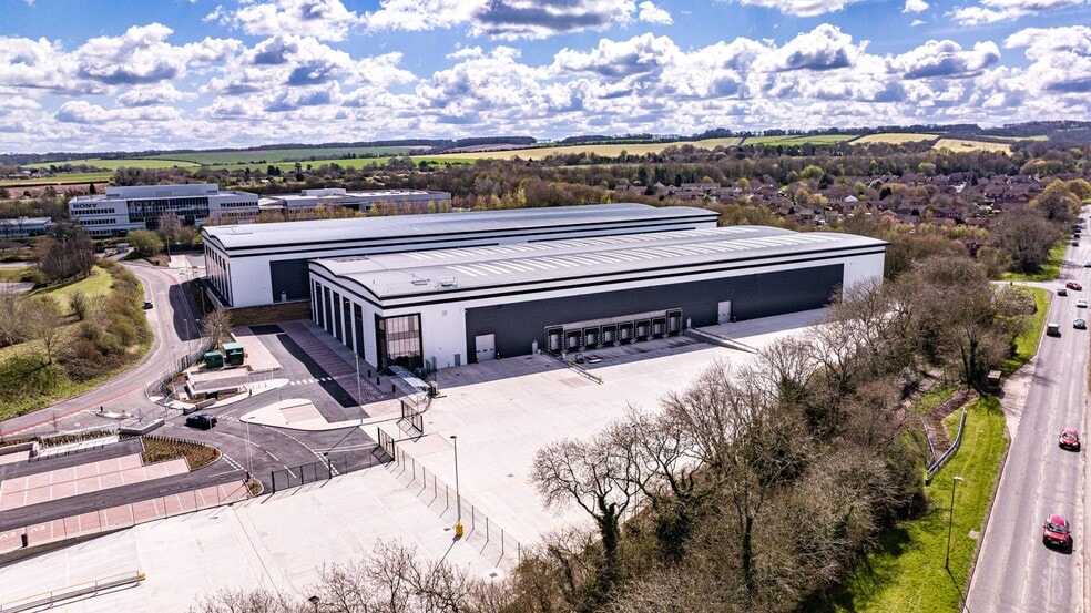 Jays Close, Basingstoke en alquiler - Foto del edificio - Imagen 1 de 34