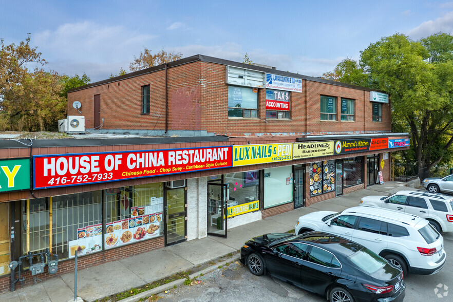 2300-2312 Eglinton Ave E, Toronto, ON en alquiler - Foto del edificio - Imagen 1 de 1