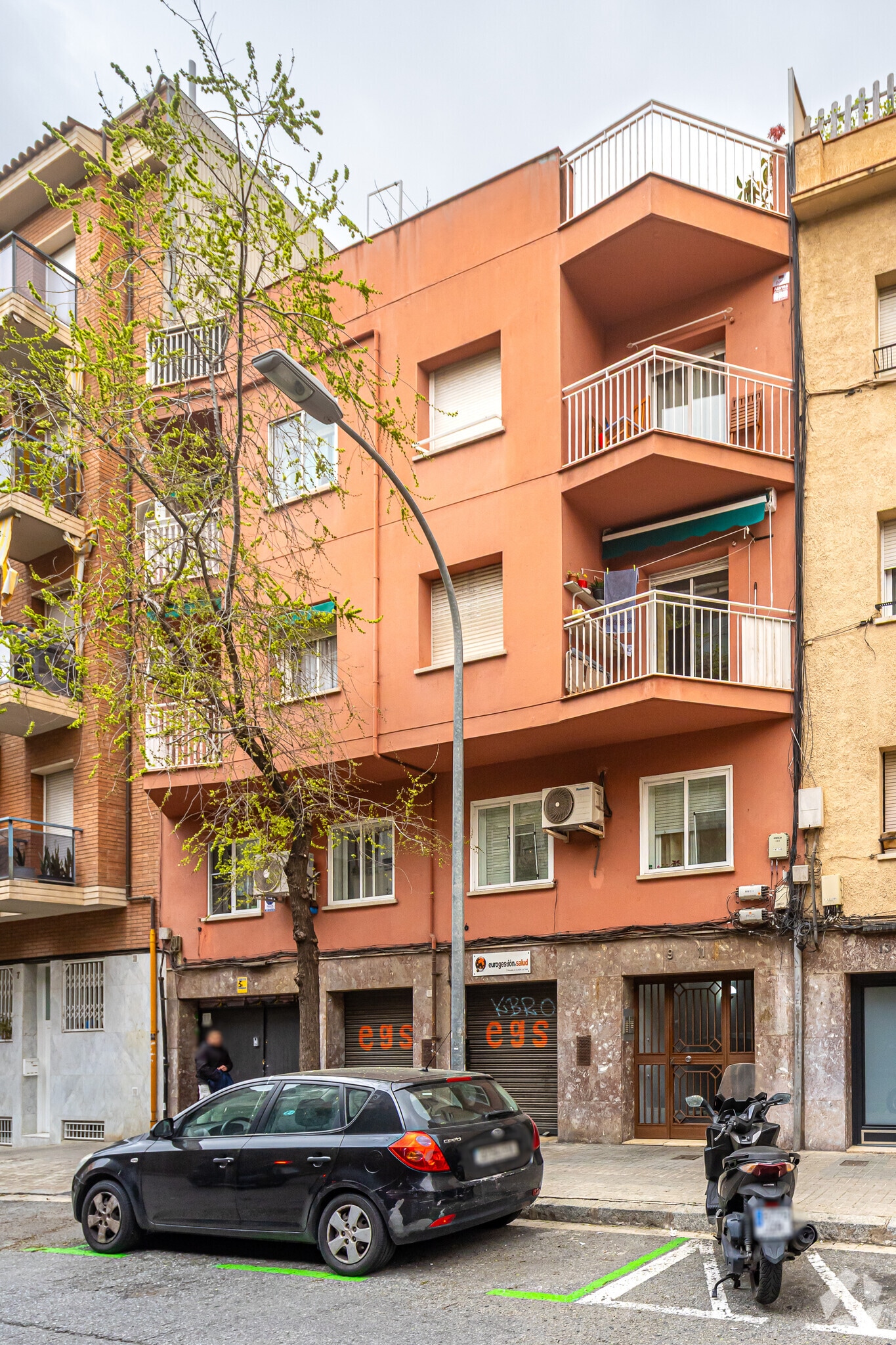 Edificio residencial en Barcelona, Barcelona en venta Foto principal- Imagen 1 de 7