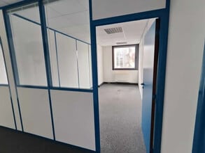 15 Avenue Du Hoggar, Les Ulis en alquiler Foto del edificio- Imagen 2 de 3