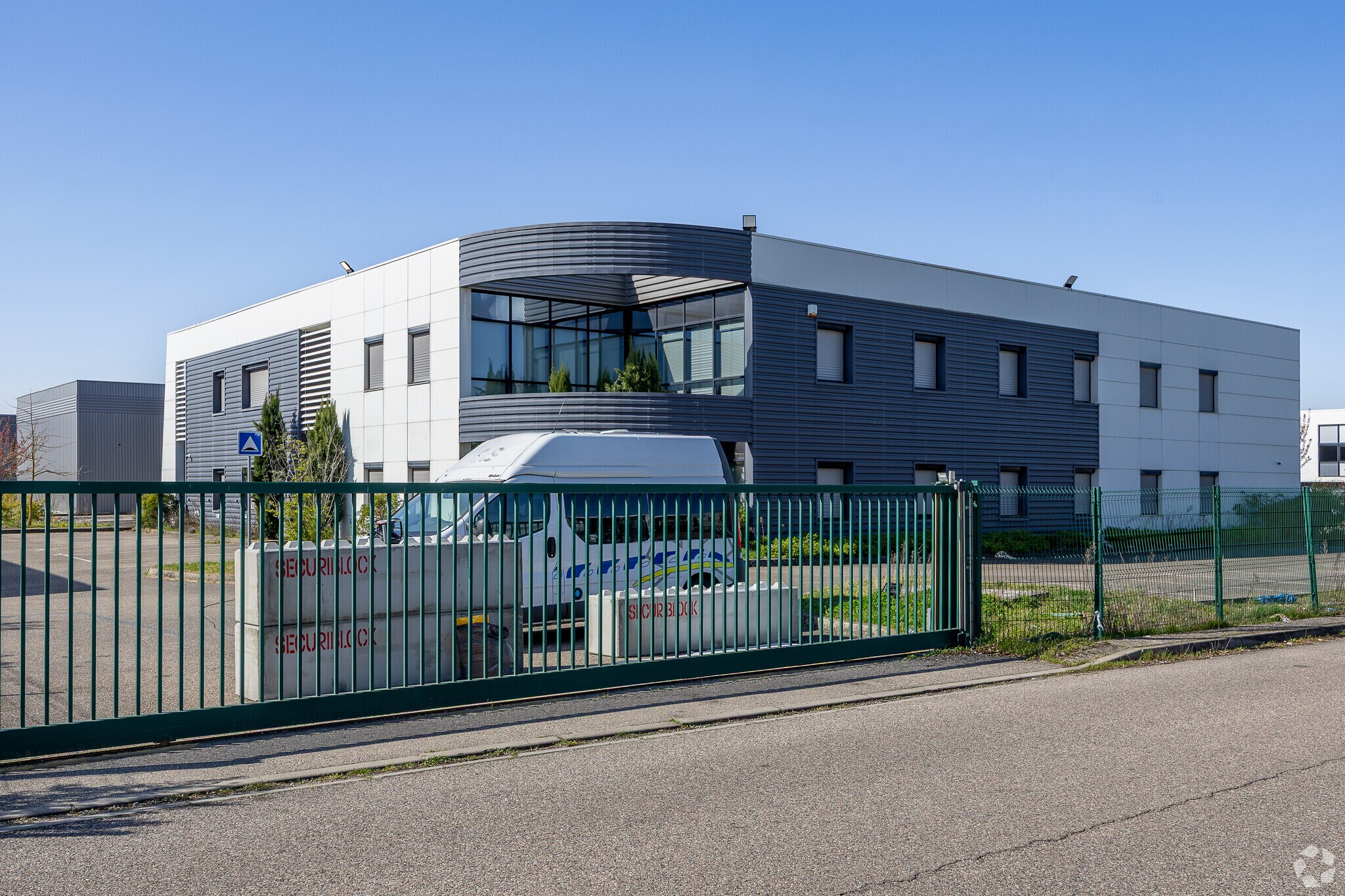 Flex en Saint-Priest en alquiler Foto principal- Imagen 1 de 5