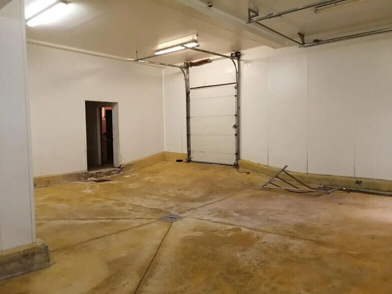 Nave en Lacaune en venta - Foto del interior - Imagen 1 de 4