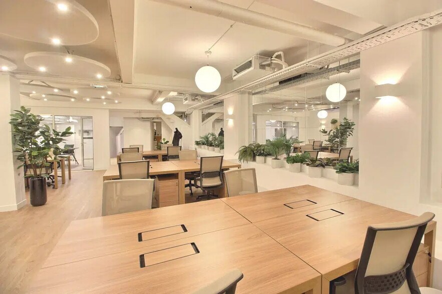 94 Rue Saint-Lazare, Paris en alquiler - Foto del interior - Imagen 2 de 6