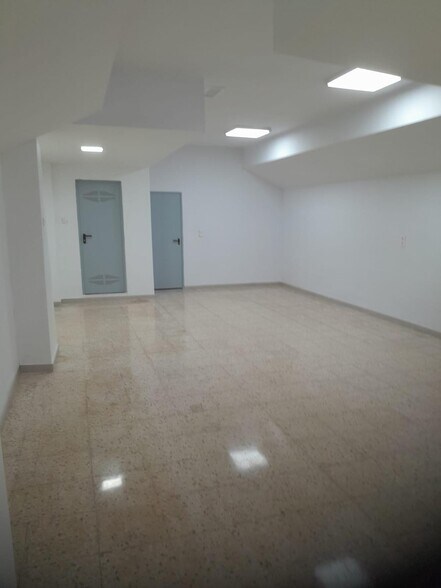 Local en Córdoba, Córdoba en venta - Foto del interior - Imagen 2 de 10