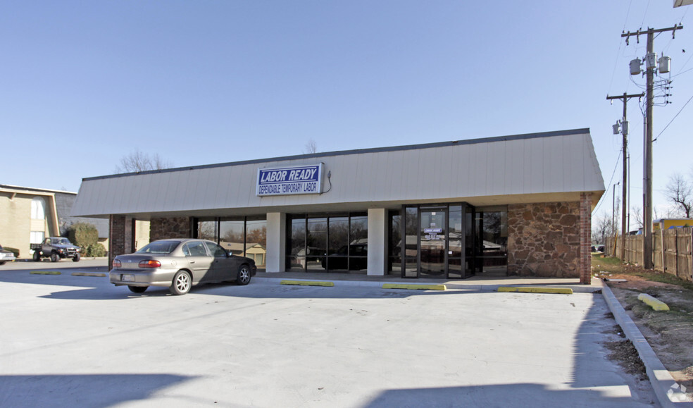 1712 N Rockwelll Ave, Bethany, OK en venta - Foto del edificio - Imagen 2 de 5