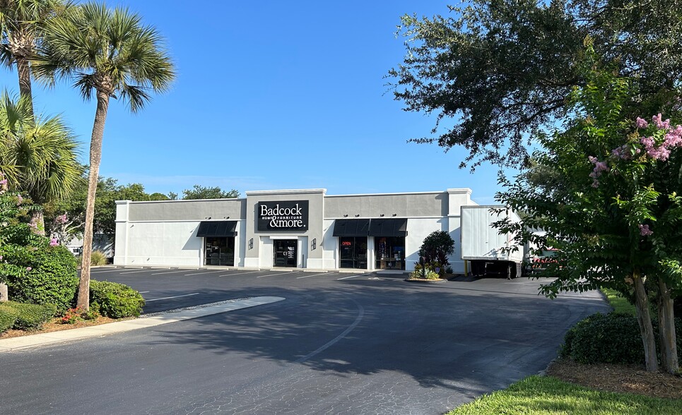 1530 Mason Ave, Daytona Beach, FL en alquiler - Foto del edificio - Imagen 1 de 8