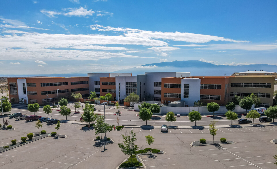 2351 HP Way NE, Rio Rancho, NM en alquiler - Foto del edificio - Imagen 3 de 14