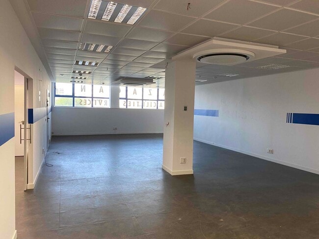 Más detalles de Nave en alquiler