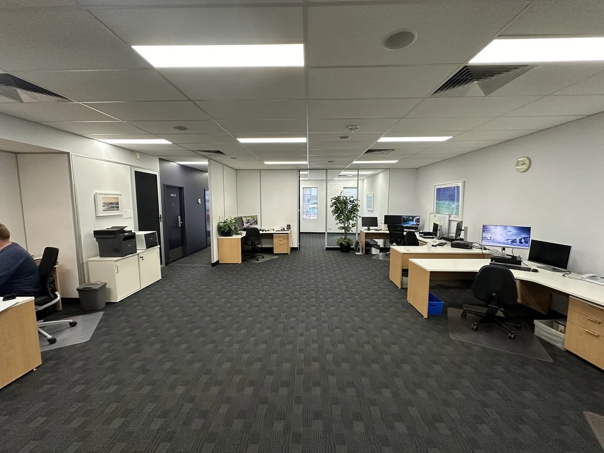 21 Hall Street, Port Melbourne, VIC 3207 - Unidad J93 - - Foto del interior - Image 2 of 6