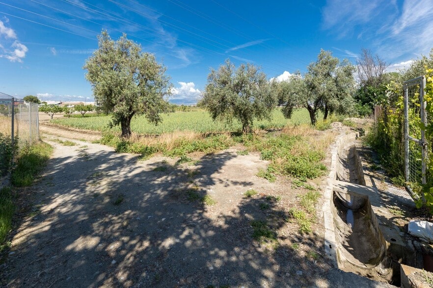 Calle Ramal del Río, Cúllar Vega, Granada en venta - Foto del edificio - Imagen 3 de 23