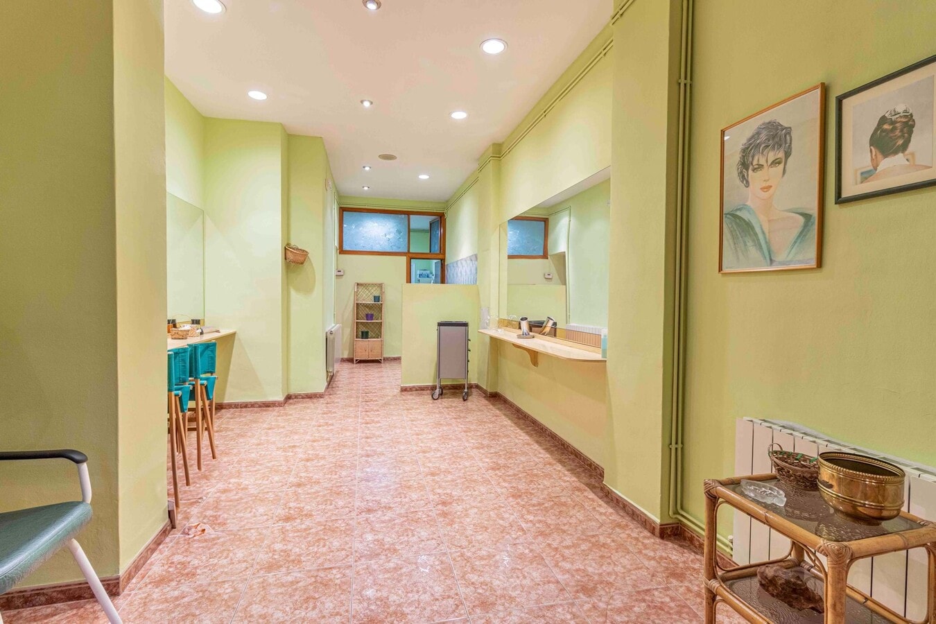 Madrid, MAD 28019 -  -  - Foto del interior - Image 1 of 14