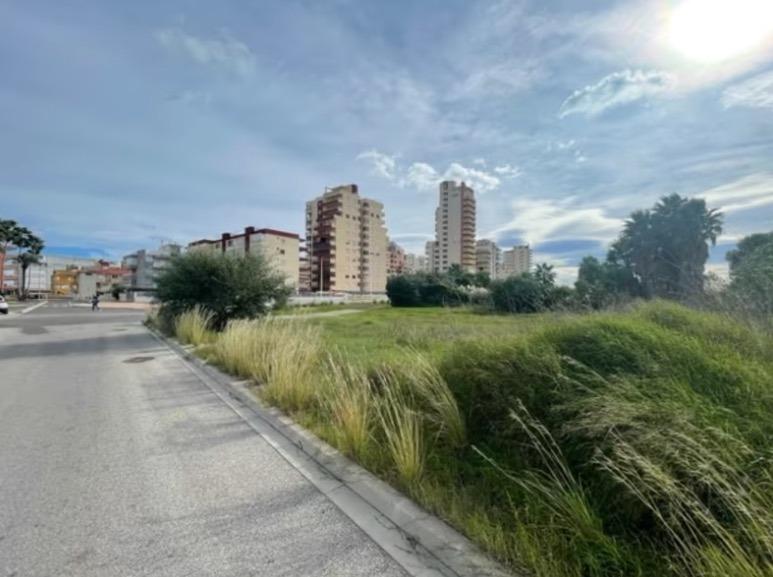 Terreno en Tavernes de la Valldigna, Valencia en venta - Foto del edificio - Imagen 1 de 6