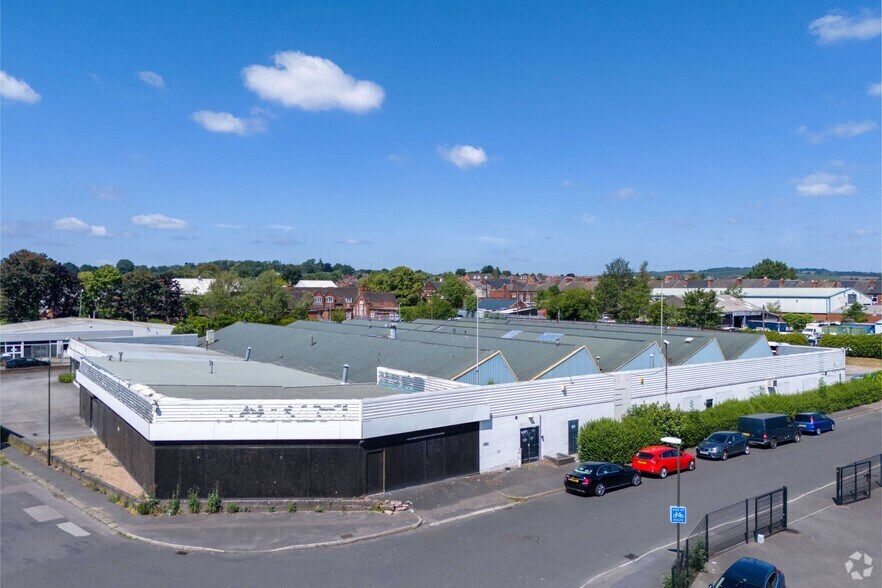 Pottery Ln W, Chesterfield en alquiler - Foto del edificio - Imagen 1 de 12