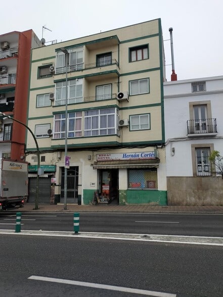 Local en Cáceres, Cáceres en venta - Foto del edificio - Imagen 1 de 3