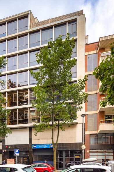 Oficina en Barcelona, Barcelona en alquiler - Foto del edificio - Imagen 3 de 5