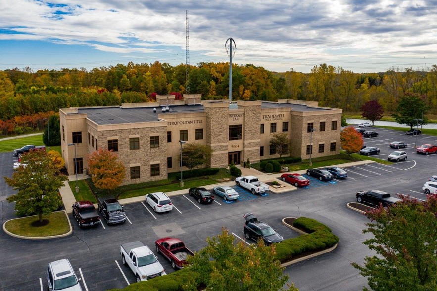 9602 Coldwater Rd, Fort Wayne, IN en alquiler - Foto del edificio - Imagen 3 de 6