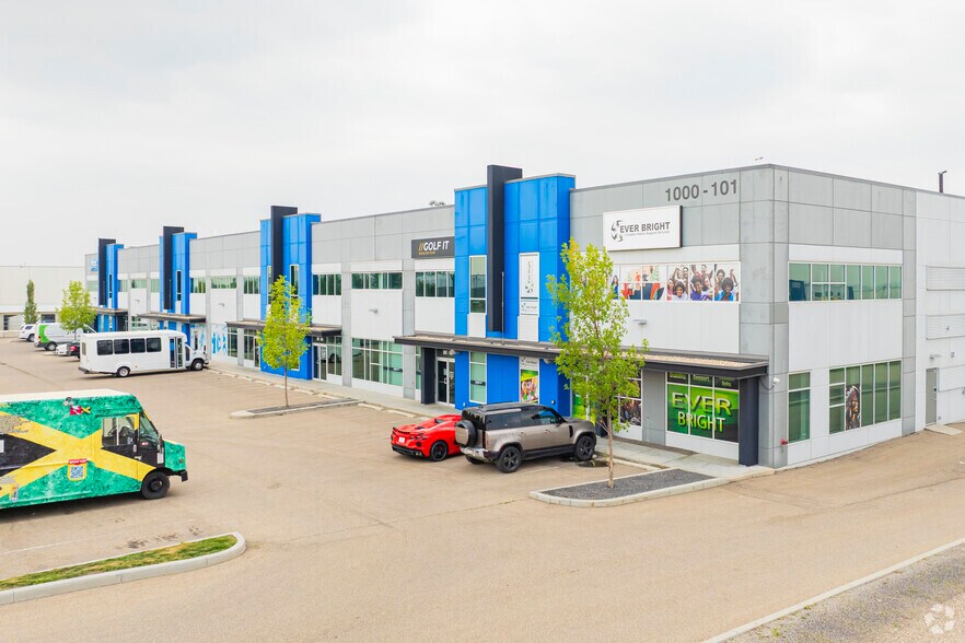 101 Highland Park Cmn NE, Airdrie, AB en venta - Foto principal - Imagen 1 de 1