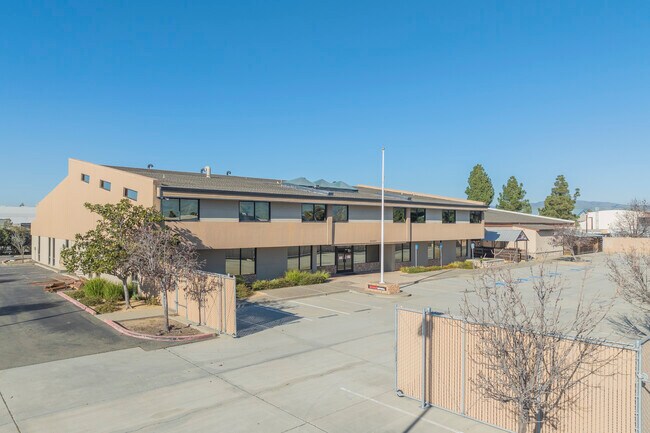 Más detalles de 42011 Boscell Rd, Fremont, CA - Terreno en alquiler