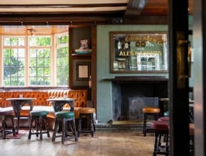 130-132 Hersham Rd, Walton On Thames en alquiler Foto del interior- Imagen 2 de 3