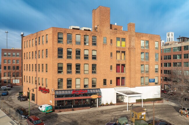 Más detalles de 815 W Van Buren St, Chicago, IL - Oficina en alquiler