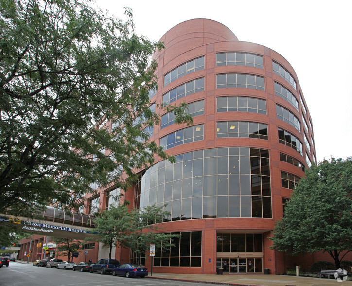 3333 N Calvert St, Baltimore, MD en alquiler - Foto del edificio - Imagen 3 de 4