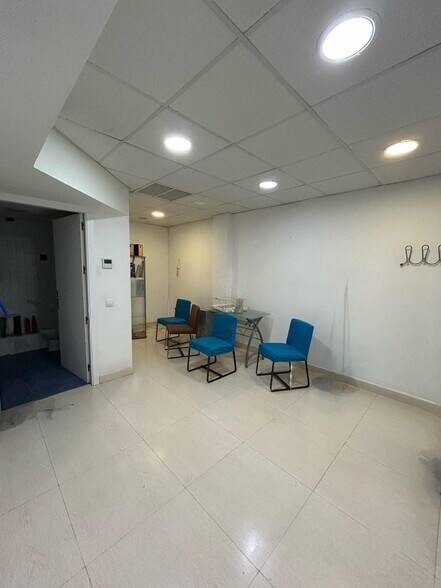 Avenida de Almogávares, 47, Córdoba, Córdoba en alquiler - Foto del edificio - Imagen 3 de 5