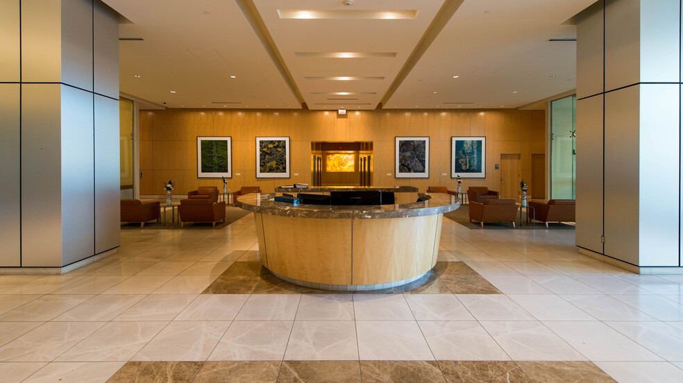 100 Throckmorton St, Fort Worth, TX en alquiler - Lobby - Imagen 3 de 10