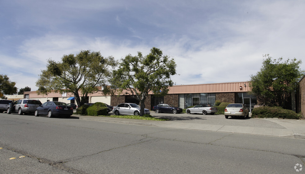 1063-1071 Hensley St, Richmond, CA en alquiler - Foto principal - Imagen 1 de 7