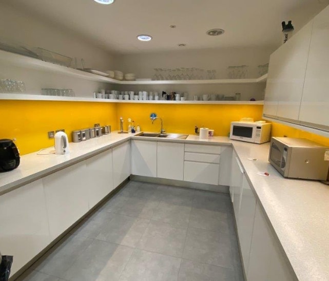 Summer Rd, Thames Ditton en alquiler - Foto del interior - Imagen 2 de 8