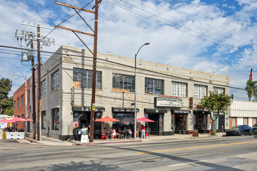 6535-6547 Santa Monica Blvd, Los Angeles, CA en alquiler - Foto del edificio - Imagen 1 de 11