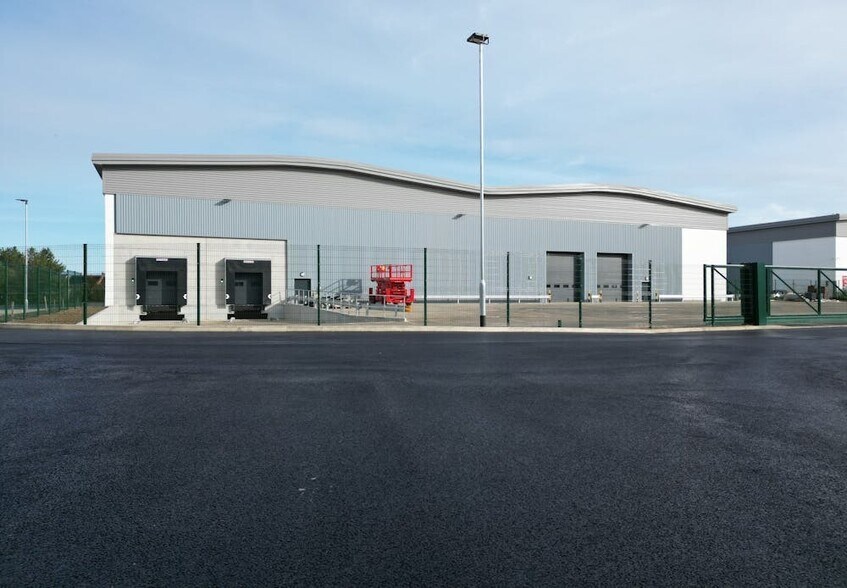 Westfield Rd, Leighton Buzzard en alquiler - Foto del edificio - Imagen 2 de 44