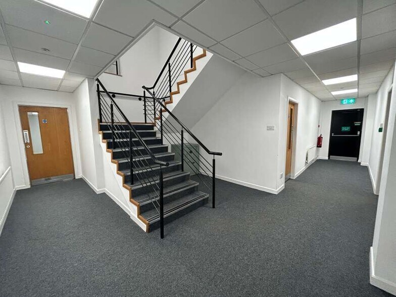 96 Beechill Rd, Belfast en alquiler - Foto del edificio - Imagen 3 de 5