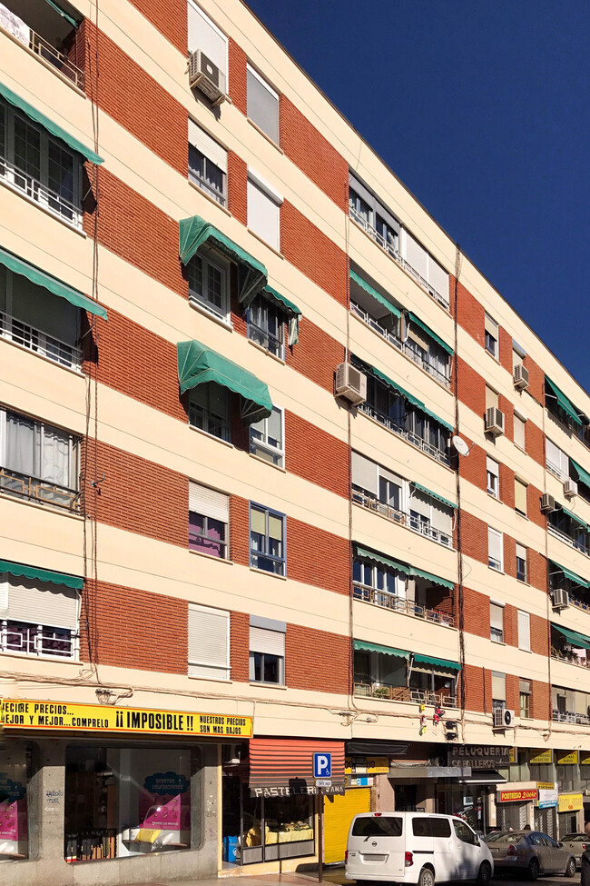 Más detalles de Calle Jabonería, 45, Alcorcón - Edificio residencial​ en venta