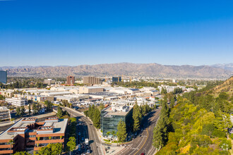 3800 Barham Blvd, Los Angeles, CA - VISTA AÉREA  vista de mapa