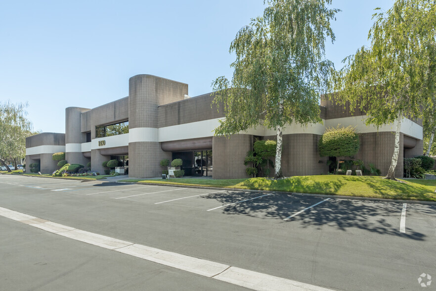 1450 Harbor Blvd, West Sacramento, CA en alquiler - Foto del edificio - Imagen 1 de 12