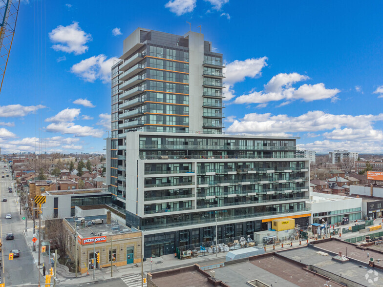 1603 Eglinton Ave W, Toronto, ON en venta - Foto principal - Imagen 1 de 8