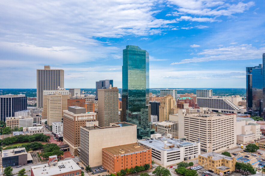 777 Main St, Fort Worth, TX en alquiler - Vista aérea - Imagen 2 de 5